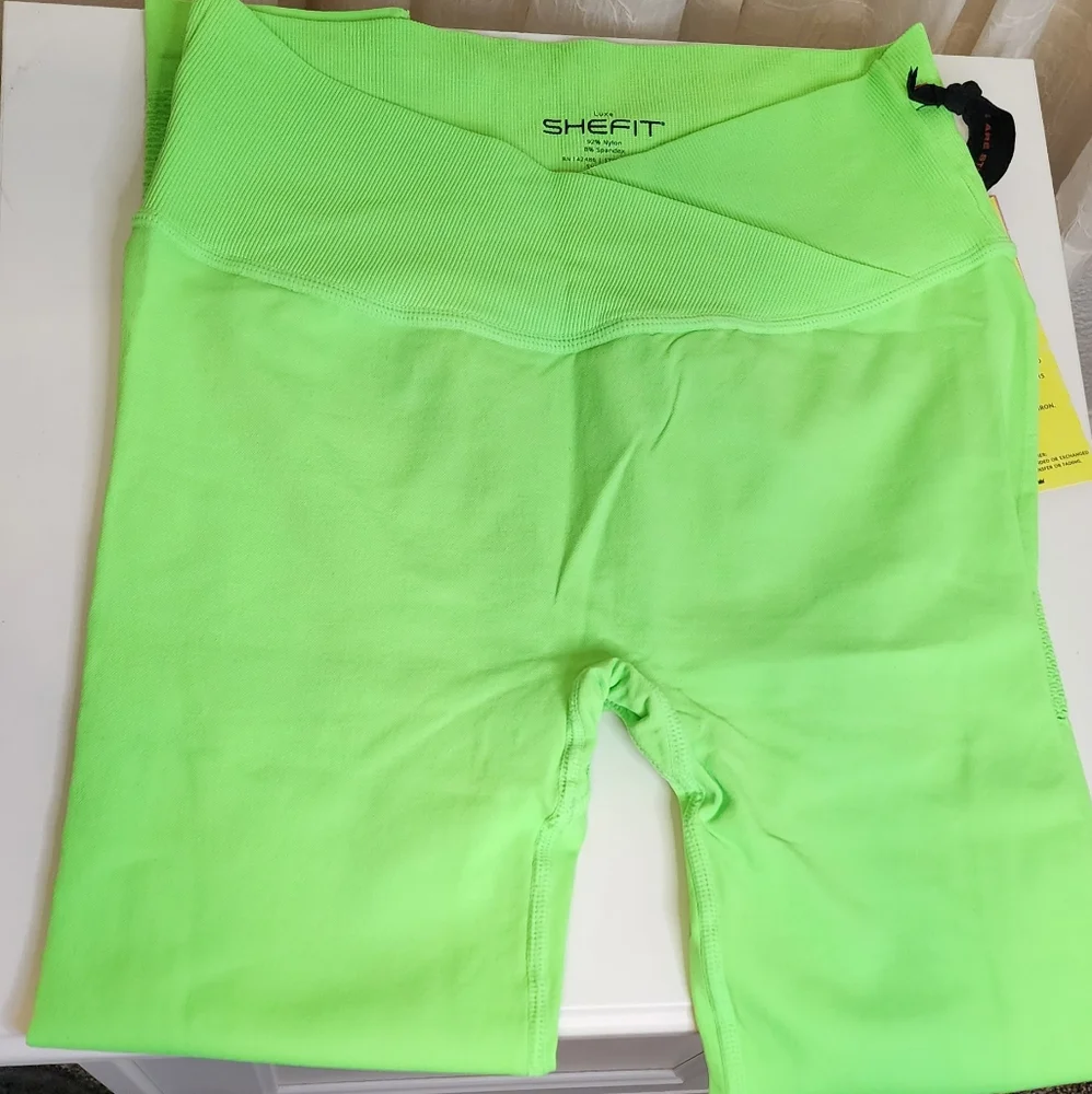 Seamless Leggings - Neon Green - Luxe - Picture 3 of 8